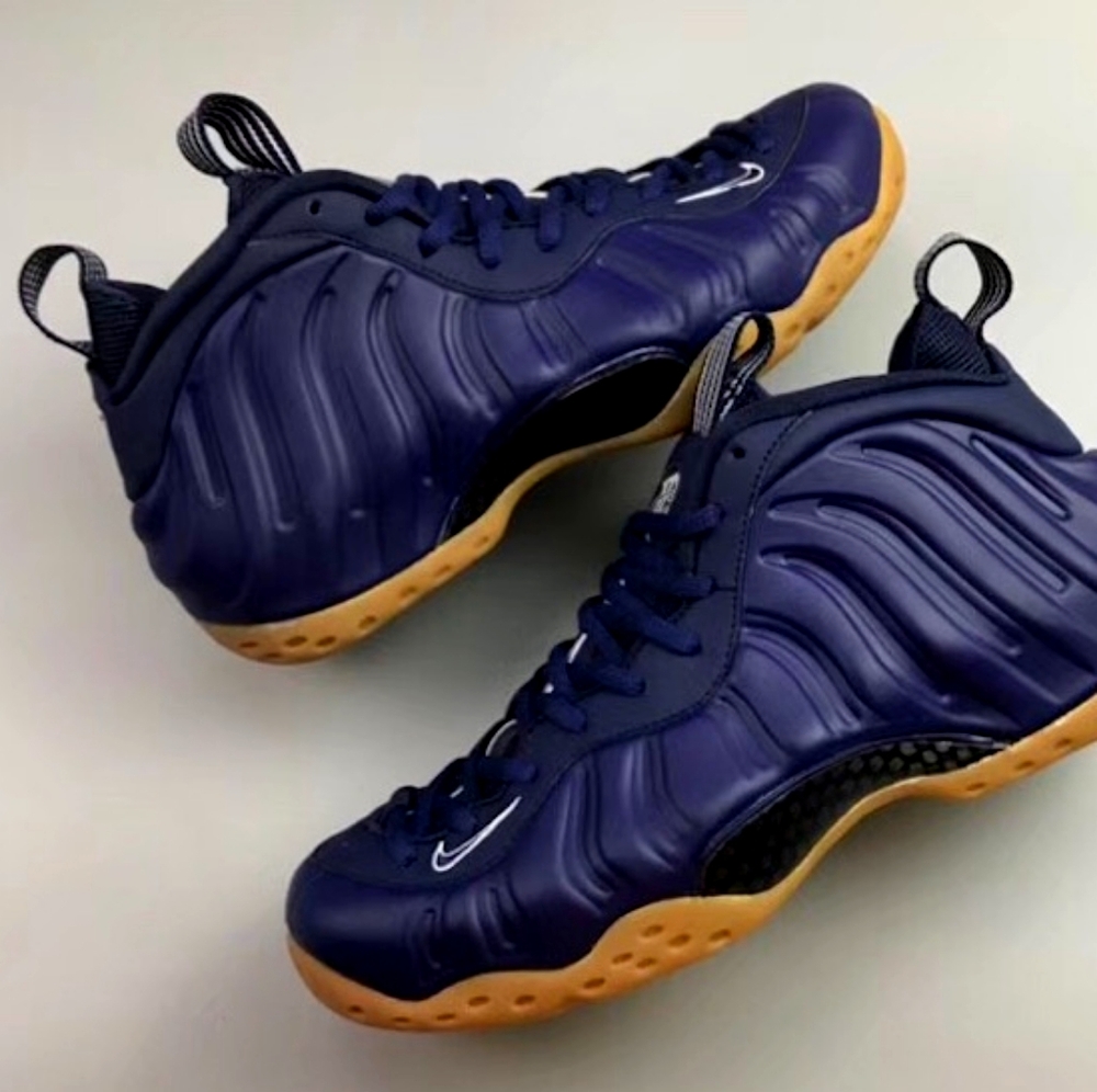 Dark Blue and Gum Bottom Foams